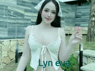 Lyn_eva