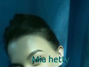 Mia_hetty