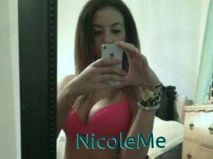 NicoleMe