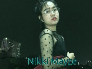 Nikki_Mayze