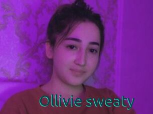 Ollivie_sweaty