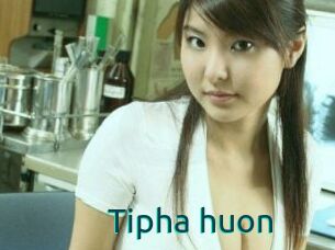 Tipha_huon